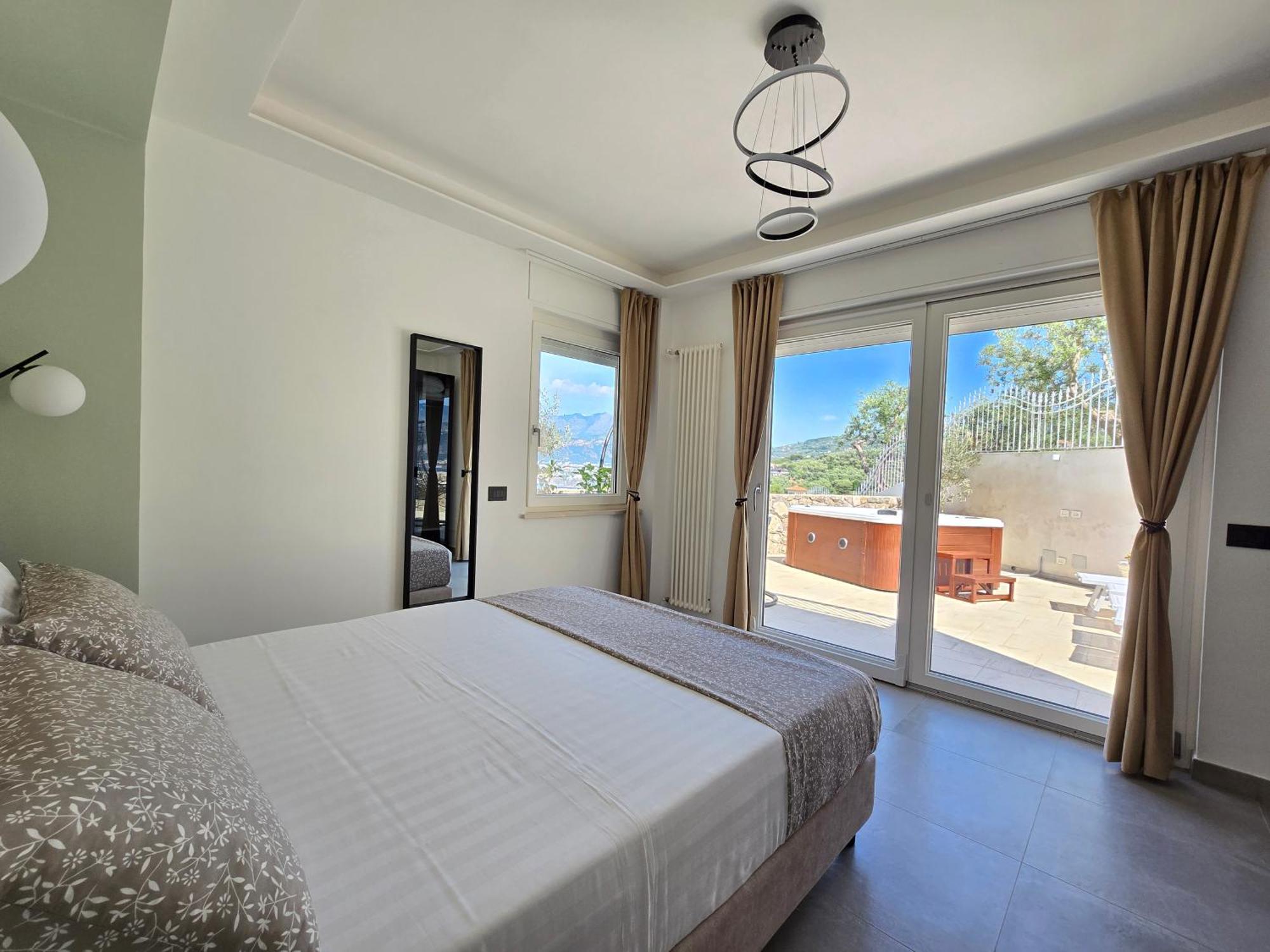 Laca - Sensational Coast View With Jacuzzi Appartamento