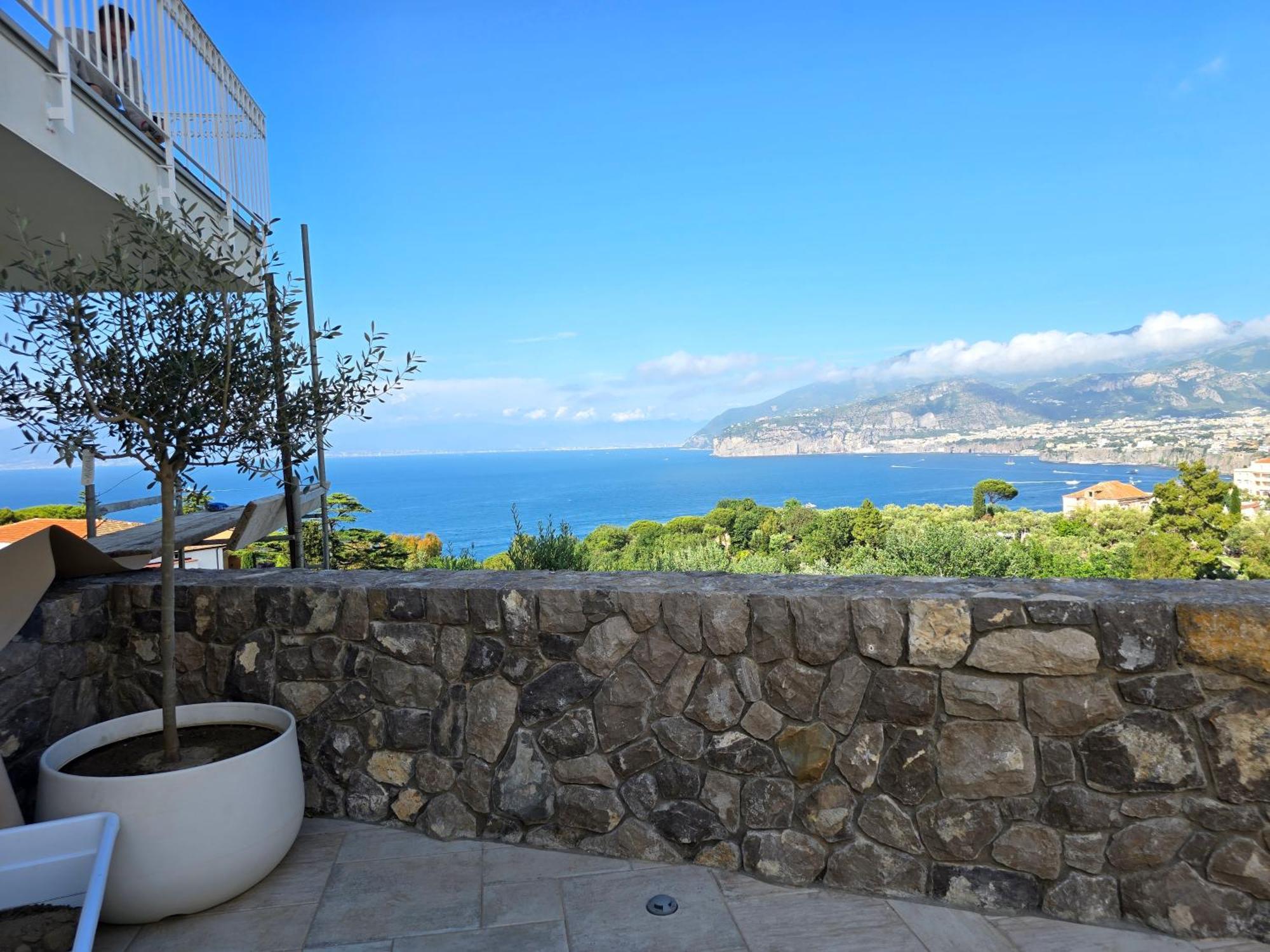Appartamento Laca - Sensational Coast View With Jacuzzi