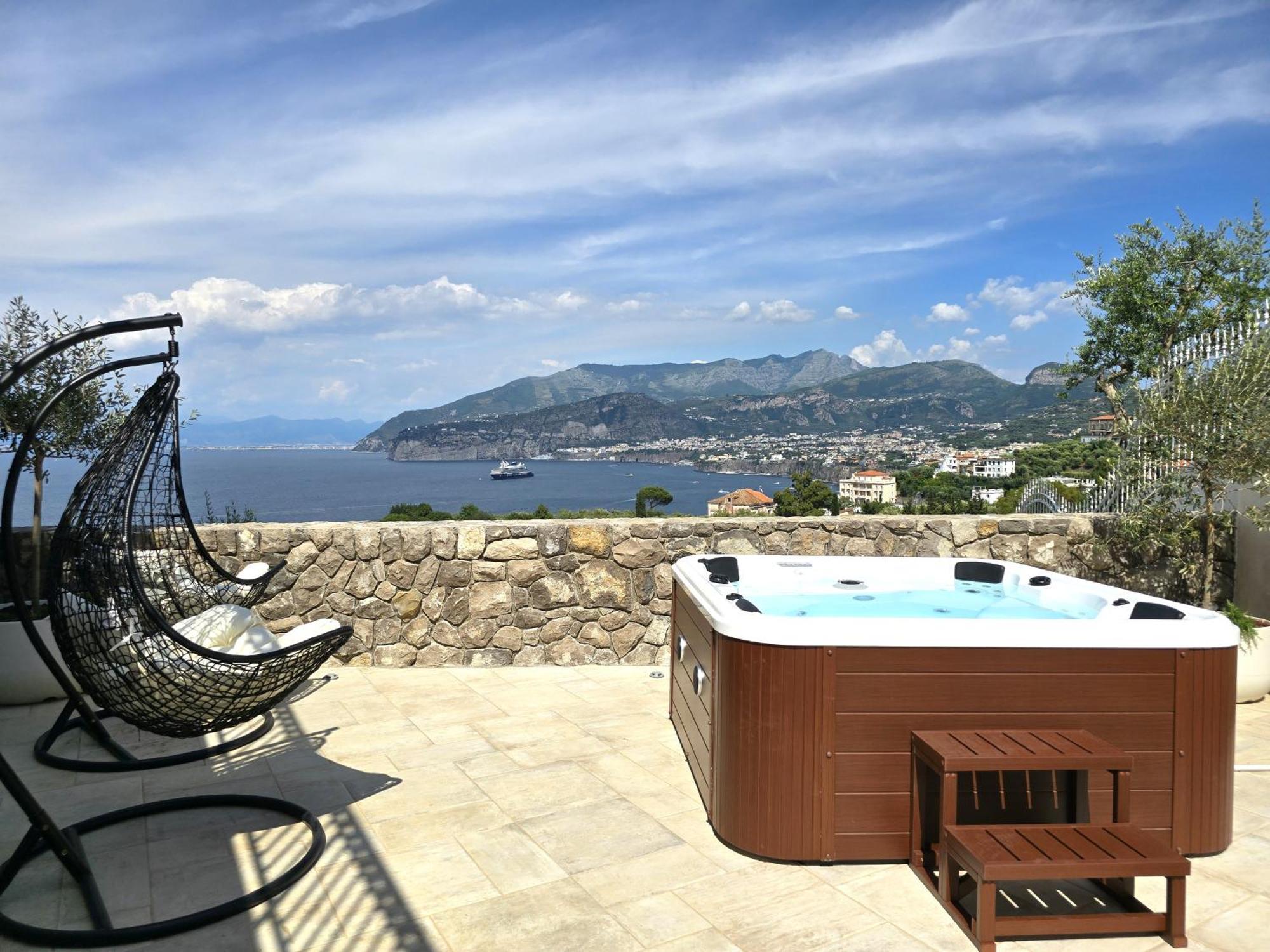 Laca - Sensational Coast View With Jacuzzi *